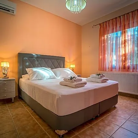 Clairy 3-bedroom With Private Pool Hotel
