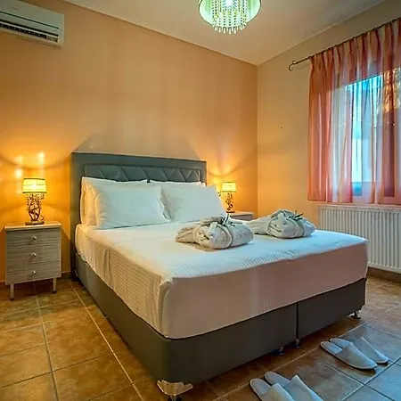 Clairy 3-bedroom With Private Pool Zákynthos by