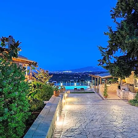 Clairy 3-bedroom With Private Pool Hotel *
