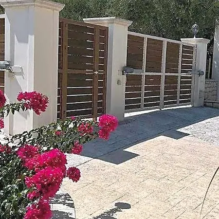 Hotel Clairy 3-bedroom With Private Pool *